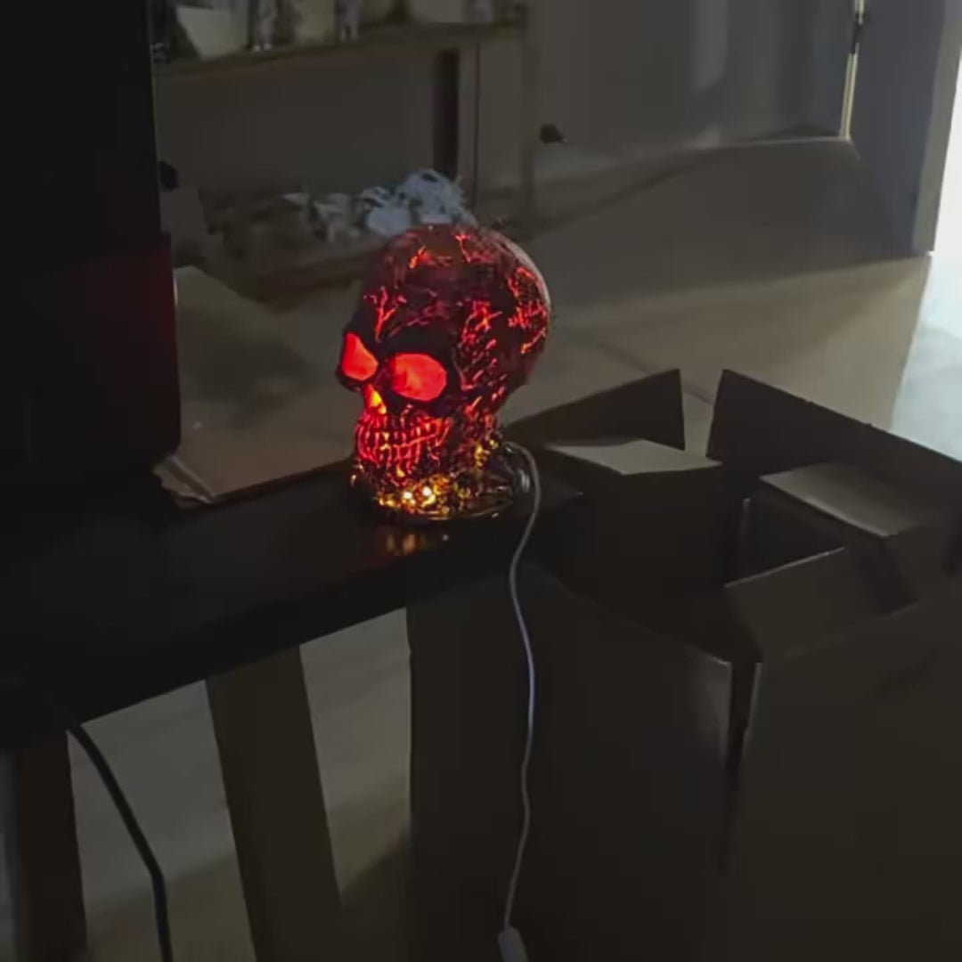 Halloween Lava Stone Skull Light | Goth & Spooky Dark Atmosphere Resin Table Lamp