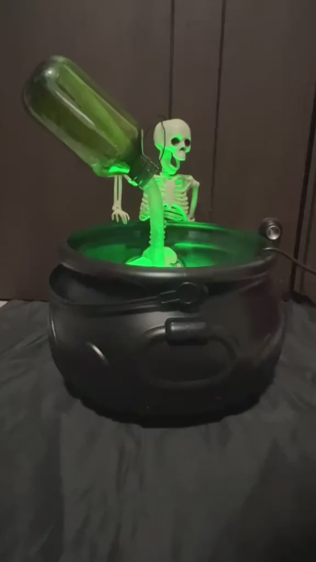 Halloween Black Wizard Bowl Magic Float Bottle & Mist Diffuser | Spooky Cauldron Prop